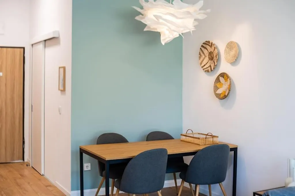 Apartment Mycampus 1 Bdrm, Stay 4, Free Parking, Garden, Self Check-In Sofia